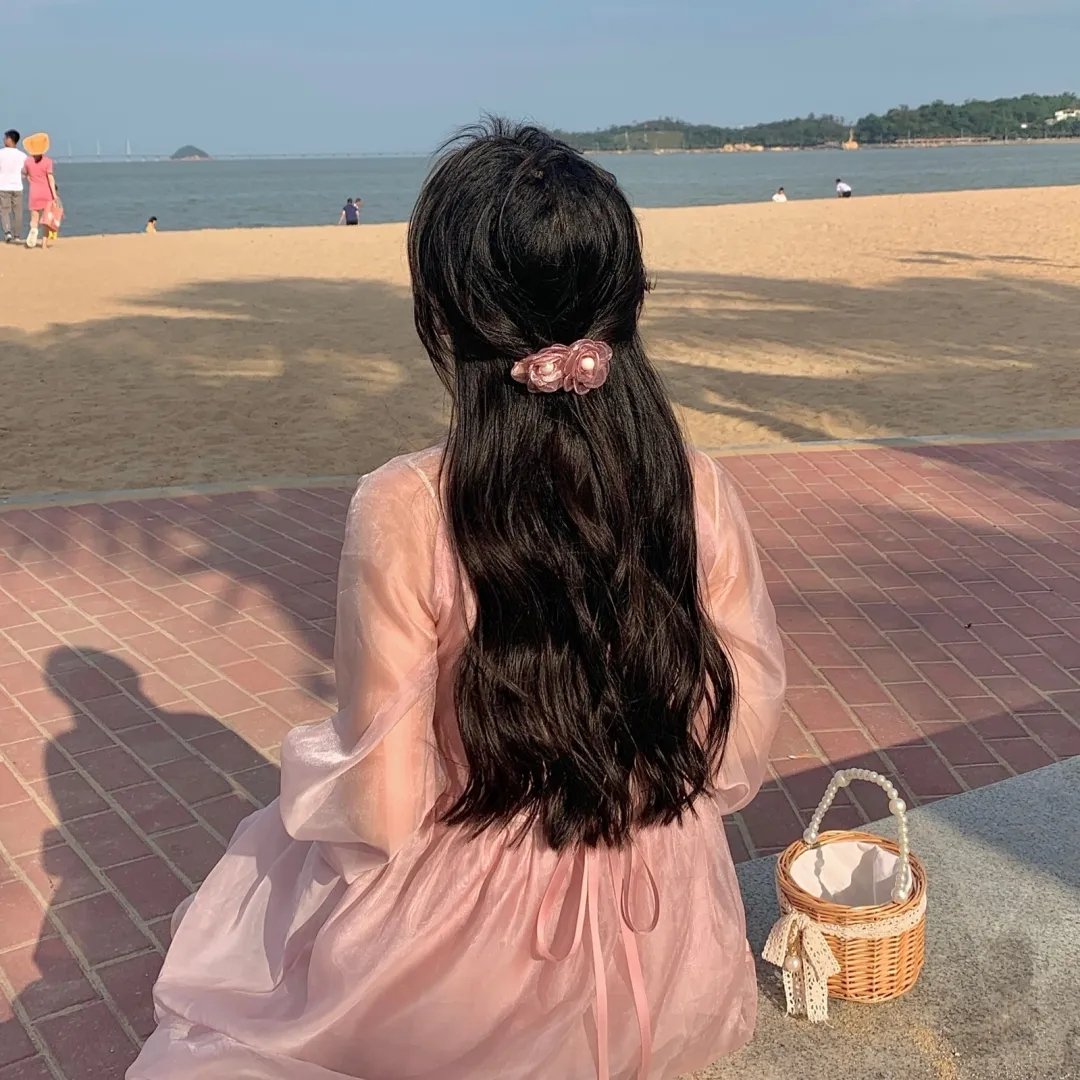 我们梦中的祥和 海报
